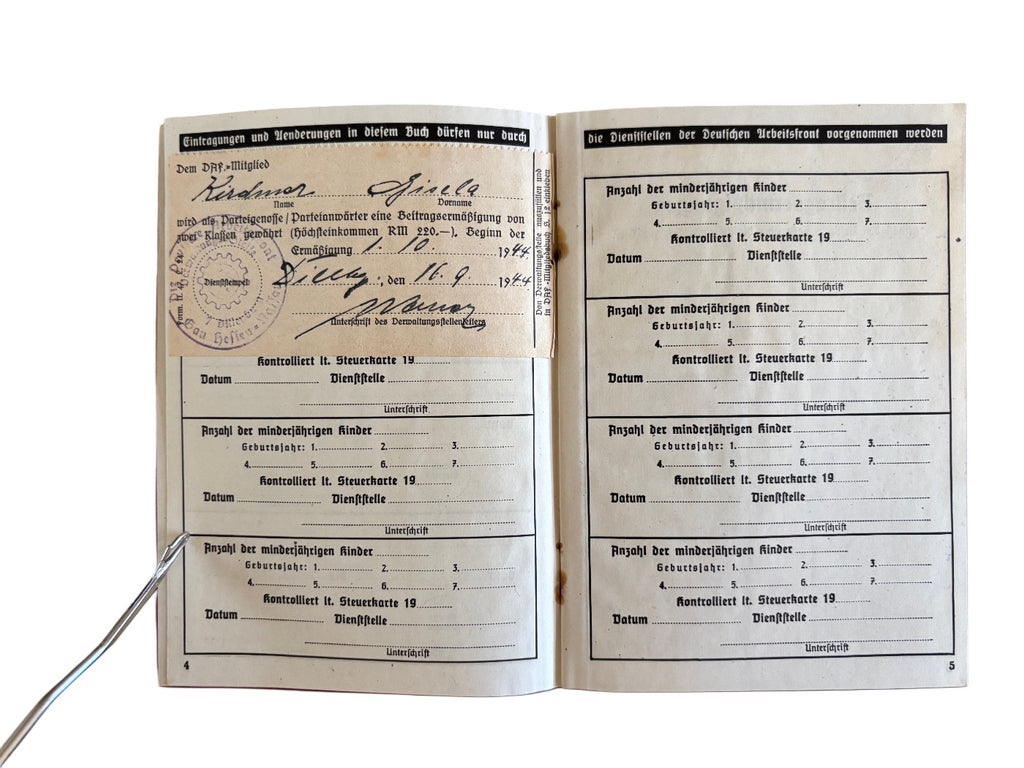 Carnet de membre du DAF - Deutsche Arbeitsfront 1944