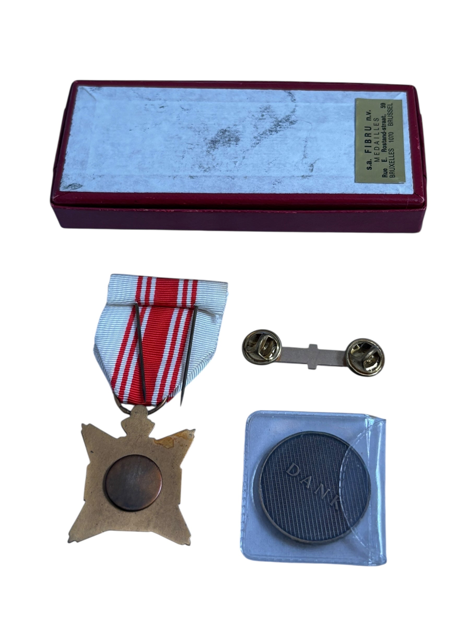 Médaille de la Croix-Rouge belge – Service flamand du sang (1935-1985) – collection complète