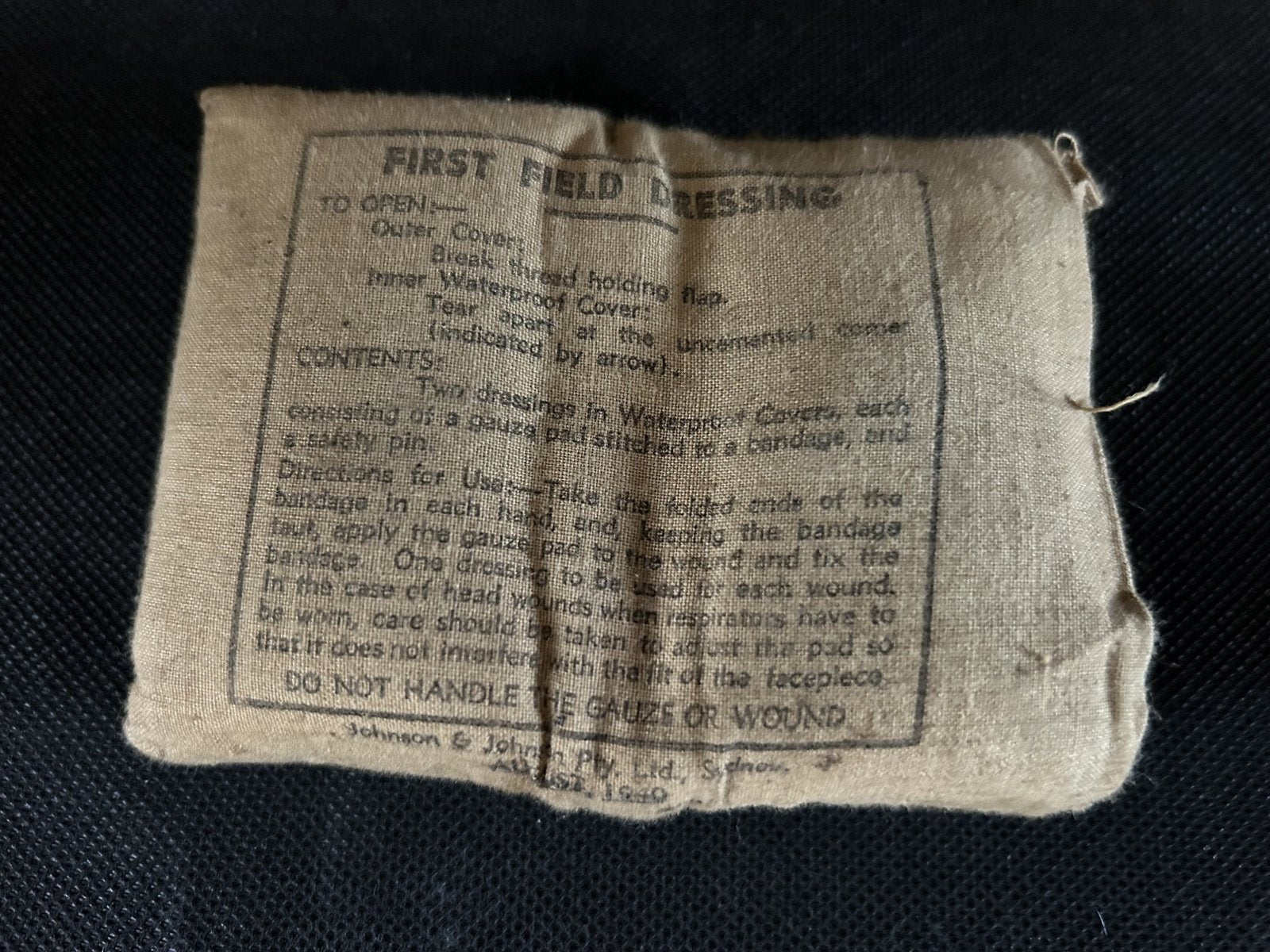 Eng. First Field dressing  1940