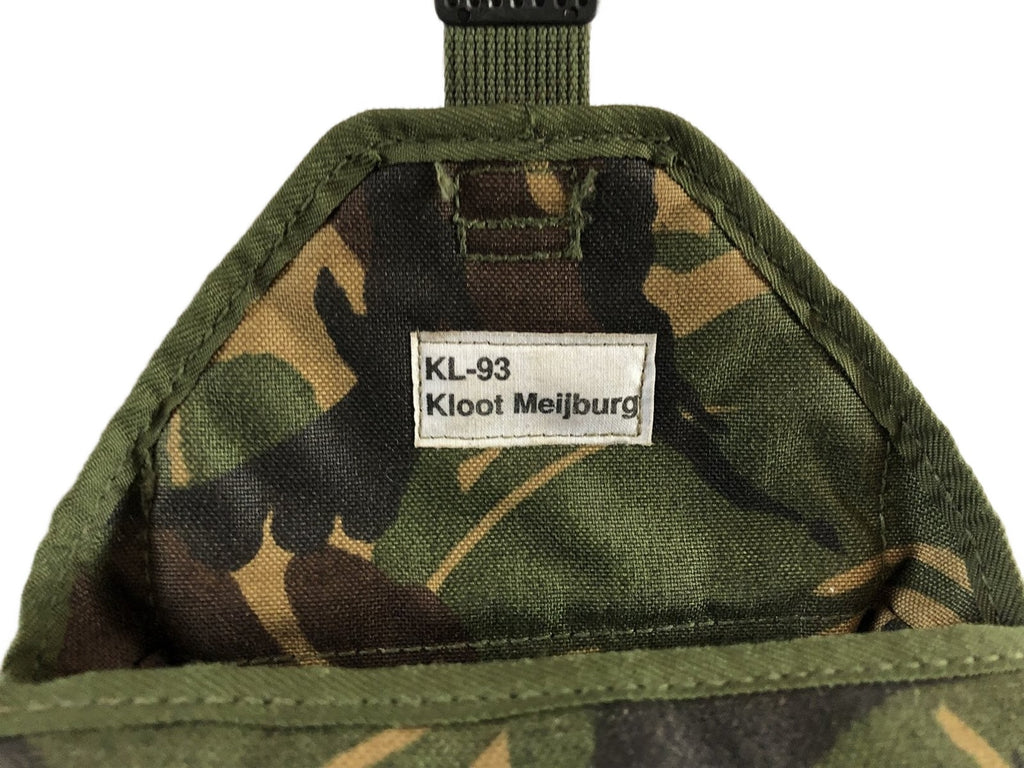 Klapschop in Woodland camouflage hoes