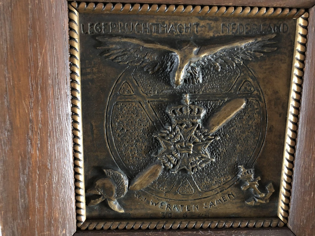 Bronzen plaquette Lucht Strijd Krachten
