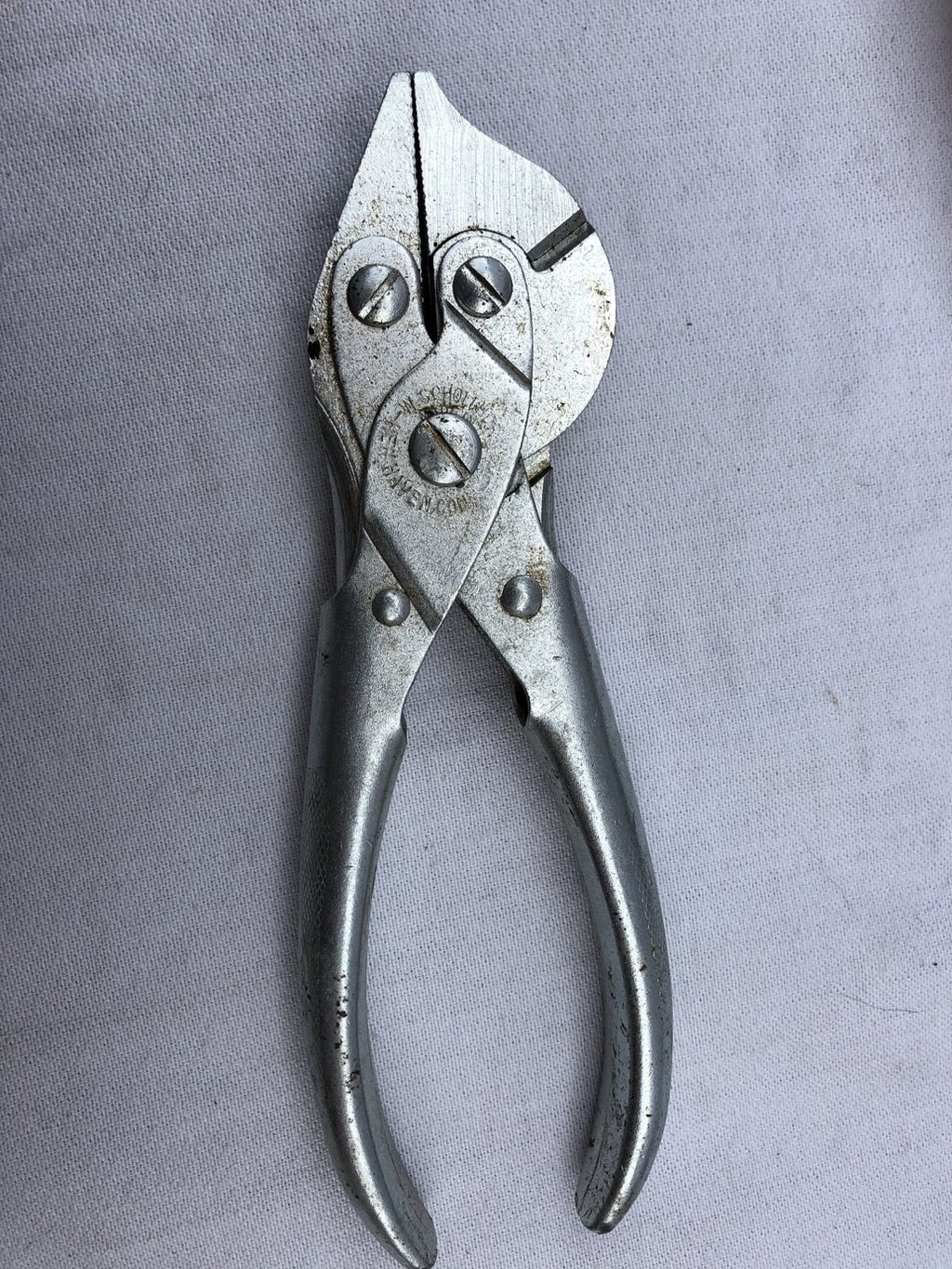 Kniptang met foudraal