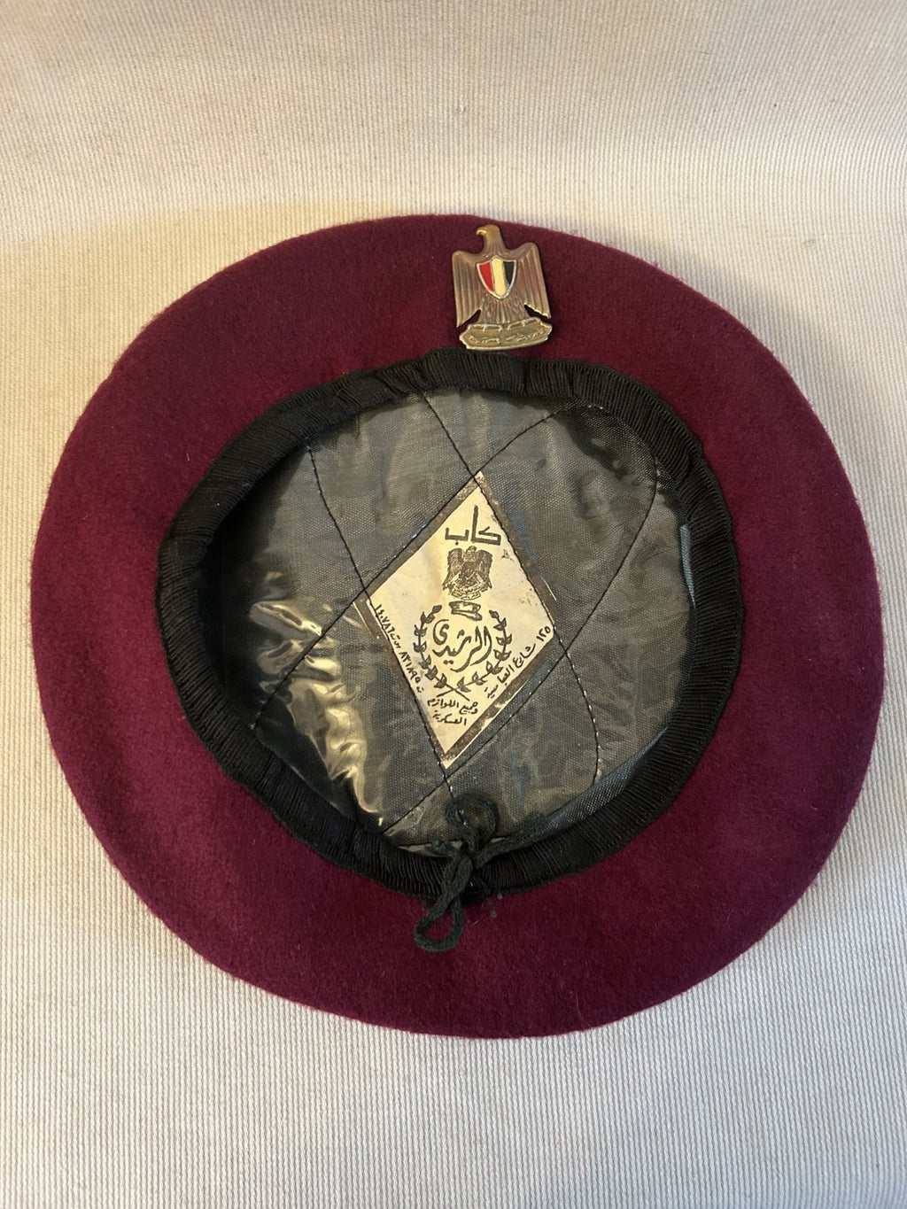 Egyptische Army Airborne Maroon baret