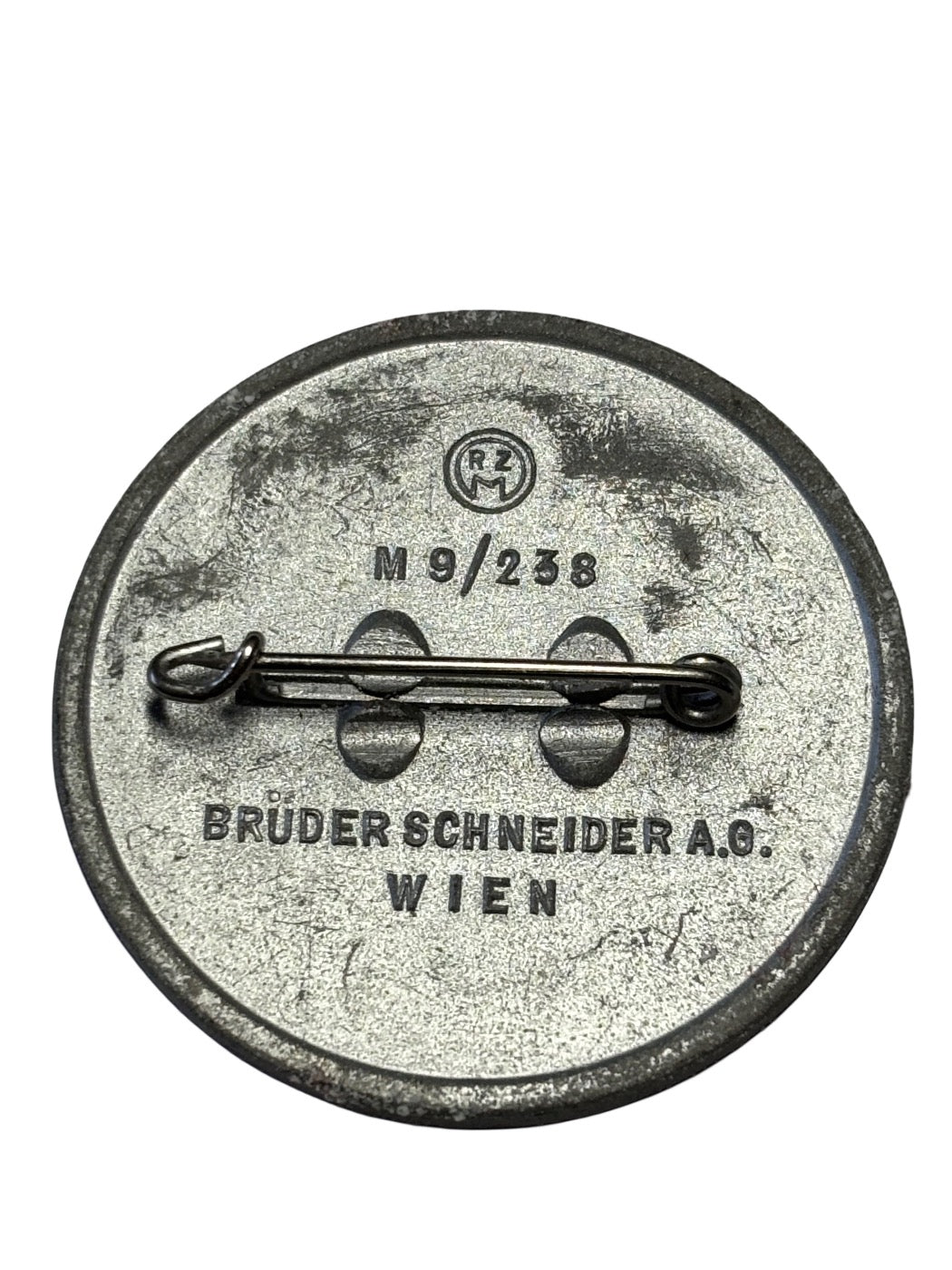 Reichsparteitag (RPT) badge 1939 RZM M9/238