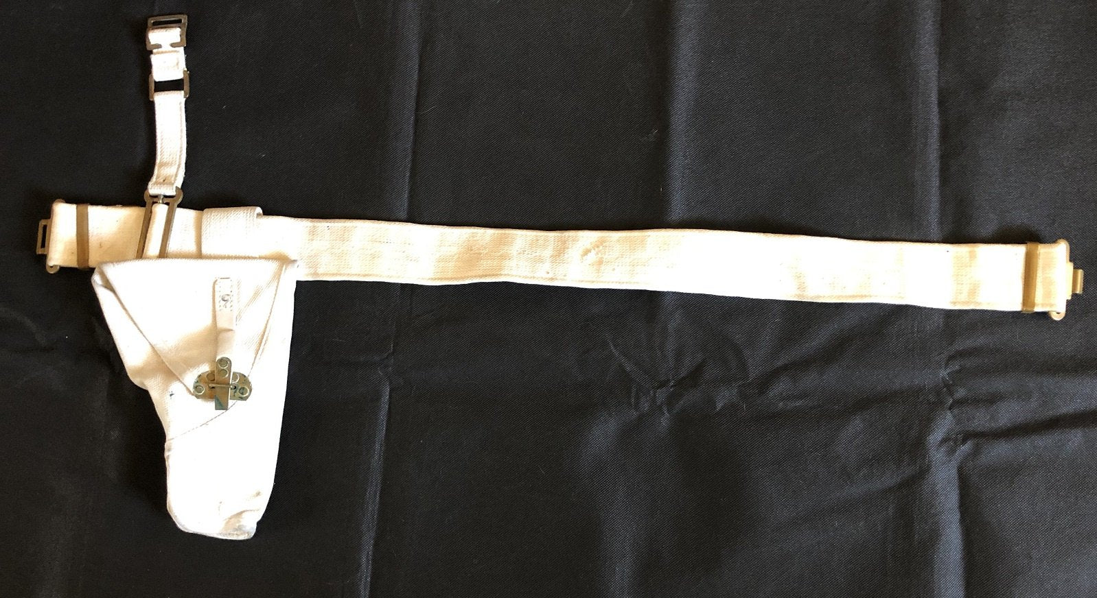 Witte webbing koppel en pistooltas FN 9 mm