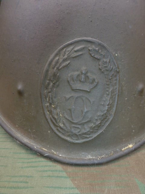 Roemeense helm  (theater aanmaak) hover image