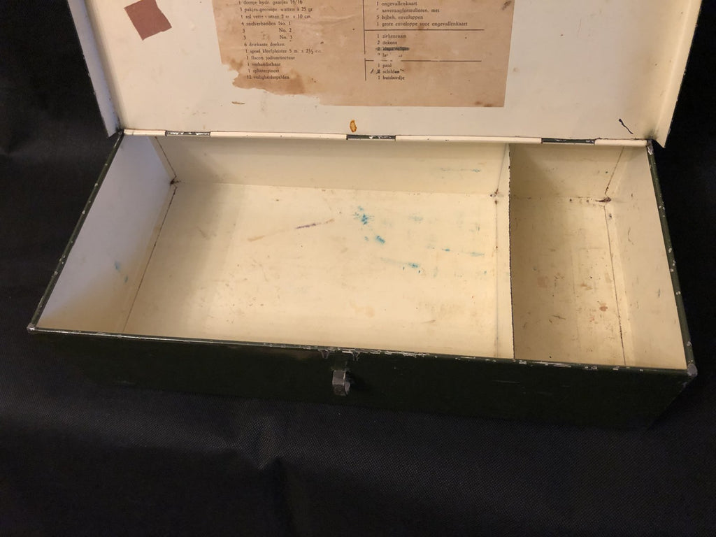 Verbandtrommel Nederlandsche Roode kruis uit de 30-40er jaren