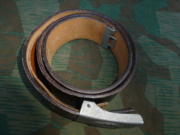 NVA koppelriem hover image