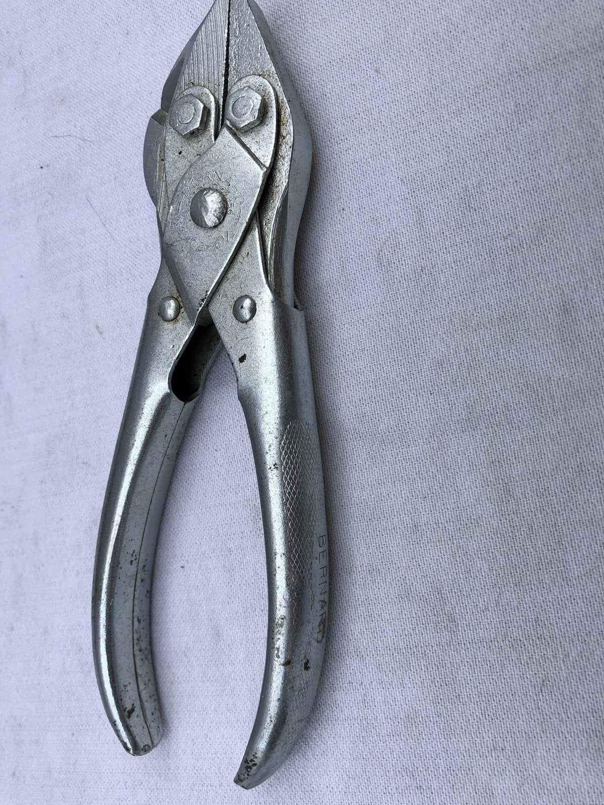 Kniptang met foudraal