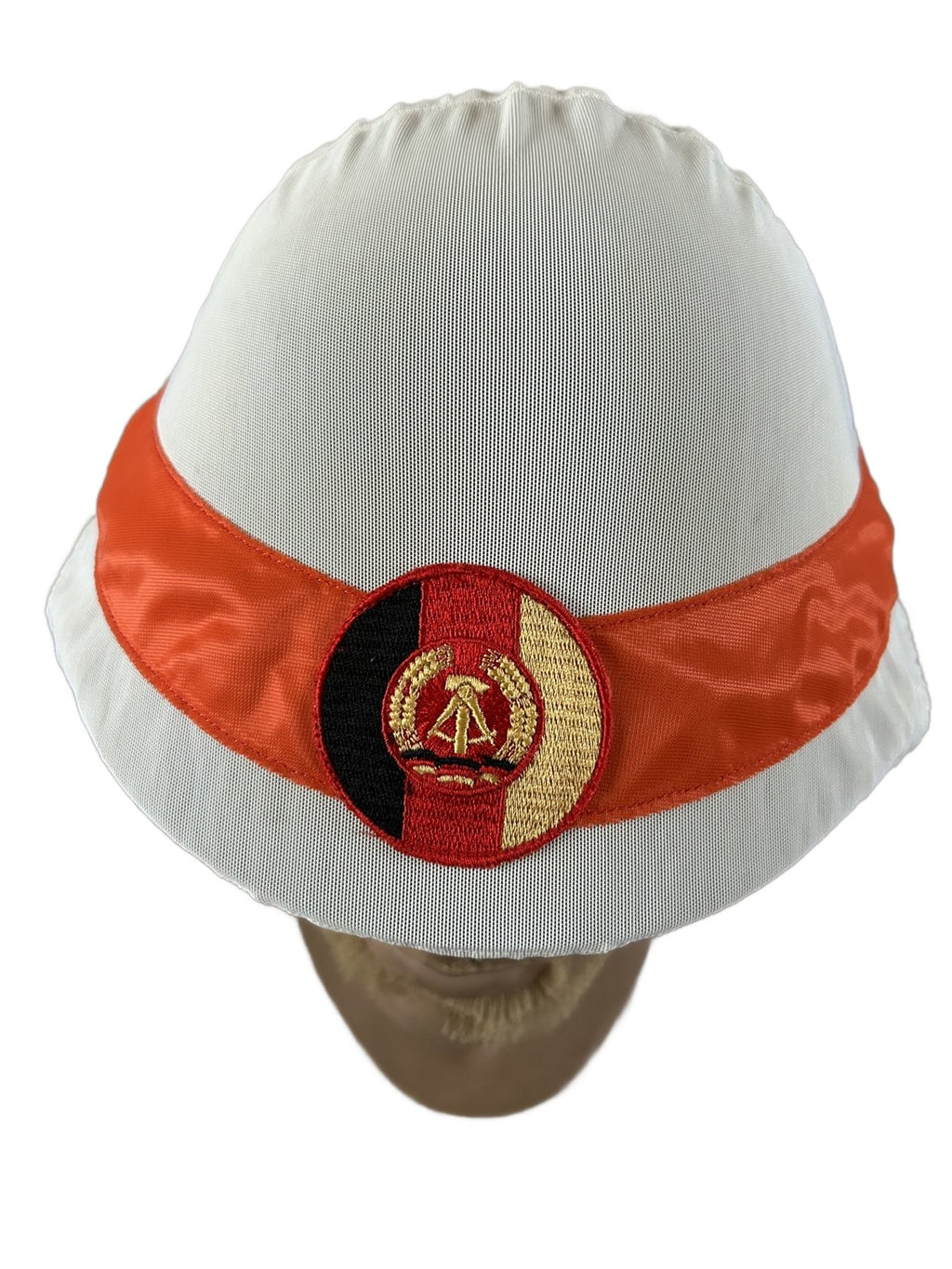 DDR Vopo helm met helmovertrek