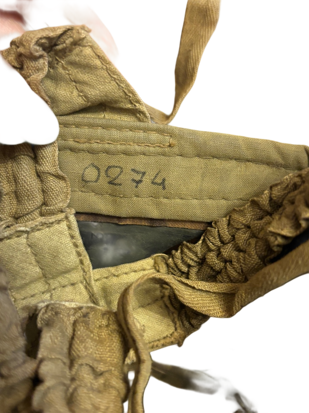 ANP Franse gasmaskertas met masker en filter WO2 1939
