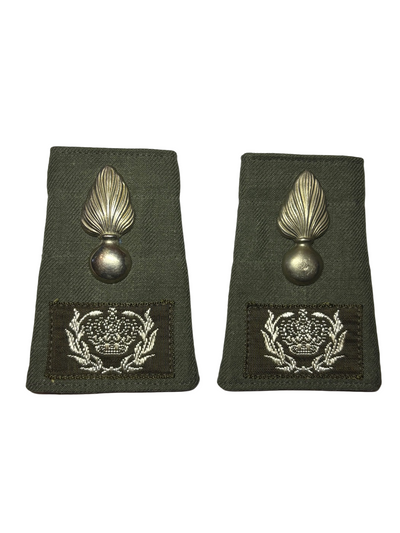 Schuifpassanten Koninklijke Marechaussee