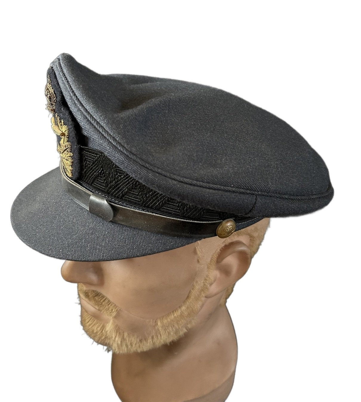 KLU Officiers pet 60er jaren