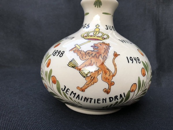 Regeringsjubileum karaf H.M. Wilhelmina 1898-1948 hover image