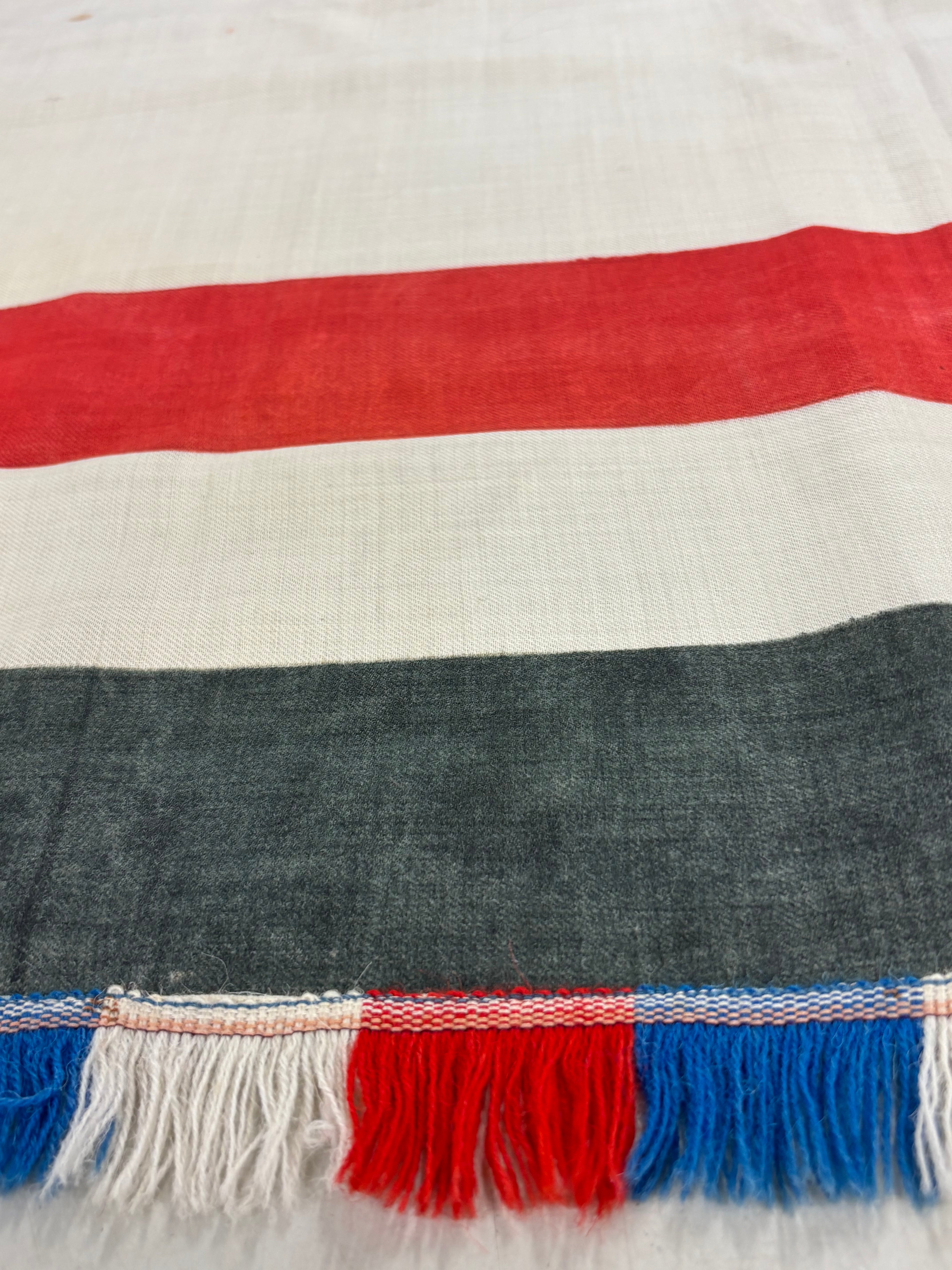 Uniek zeldzaam WO1 handgeschilderd herdenkingsvaandel linnen 2 x 2,15 M