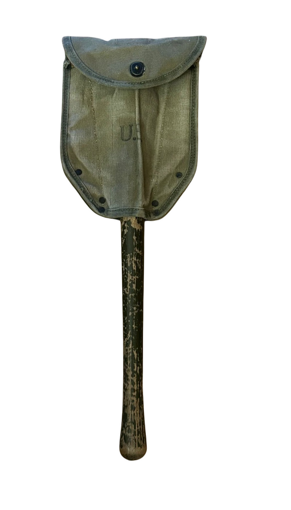 Pelle américaine M43 de la Seconde Guerre mondiale avec son transporteur hover image