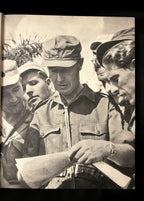 Boek Wij werden geroepen, 7 December Divisie