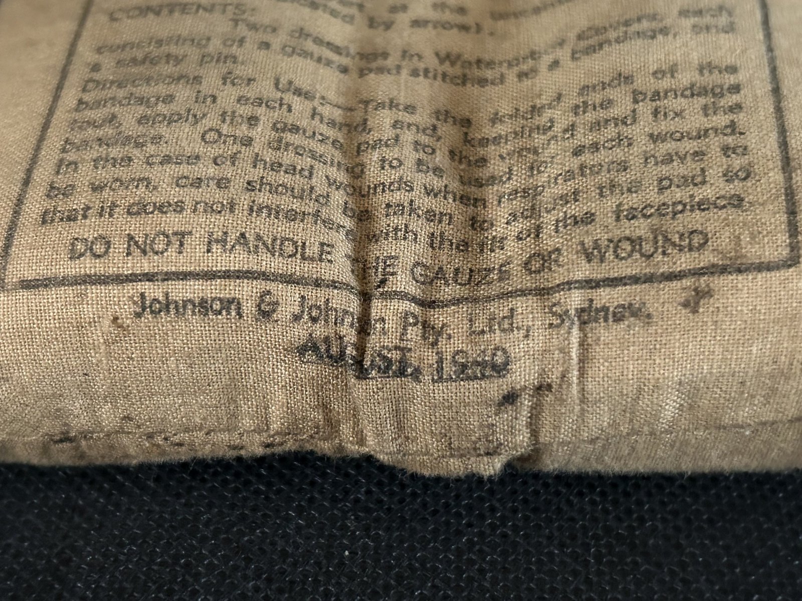 Eng. First Field dressing  1940