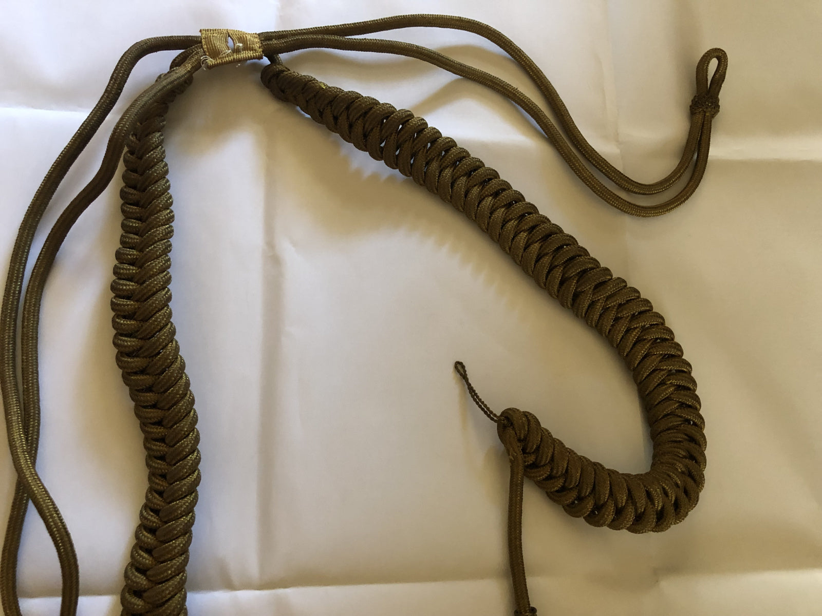 Goud kleurige Fouragere  omstreeks 1900