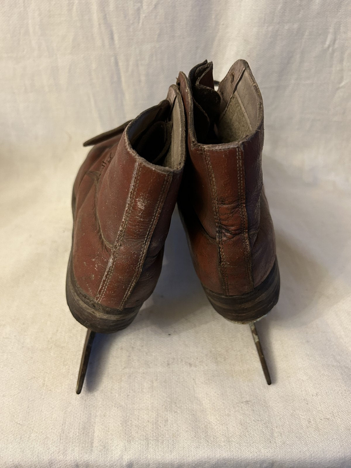 Schaatsen uit de 40er jaren