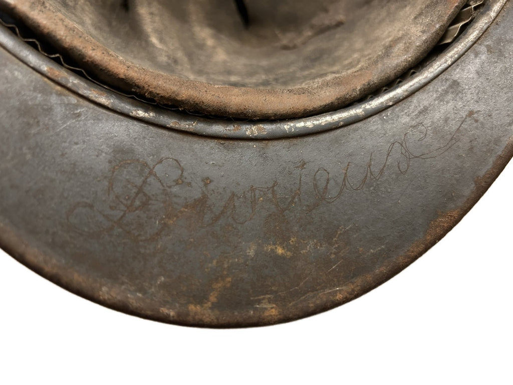 Casque Francais Adrian 1915 du Service de Santé