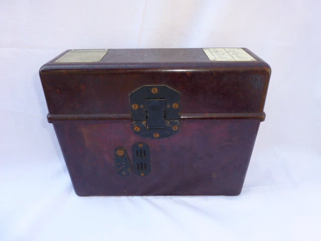 Bakelieten veldtelefoon