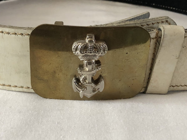 Marine Corps parade couple hover image