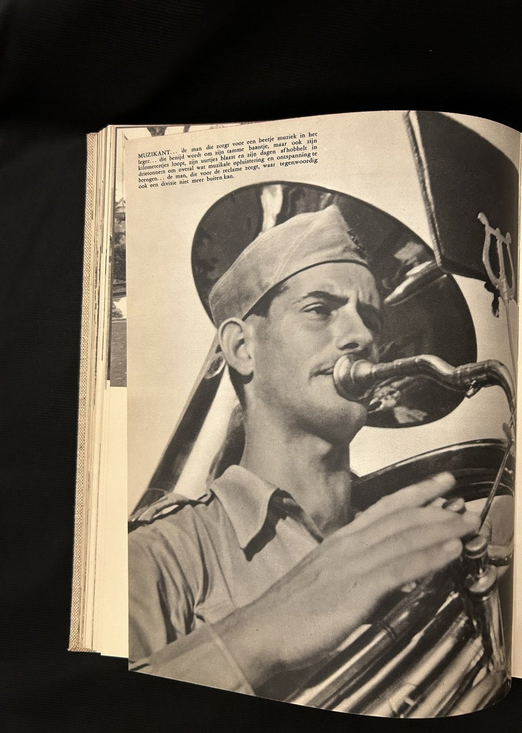 Boek Wij werden geroepen, 7 December Divisie