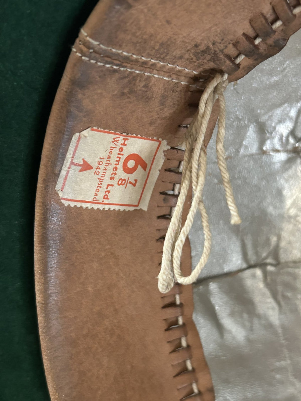 British pith helmet 1942