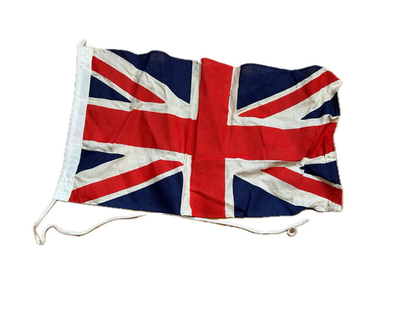 English Vehicle flag hover image
