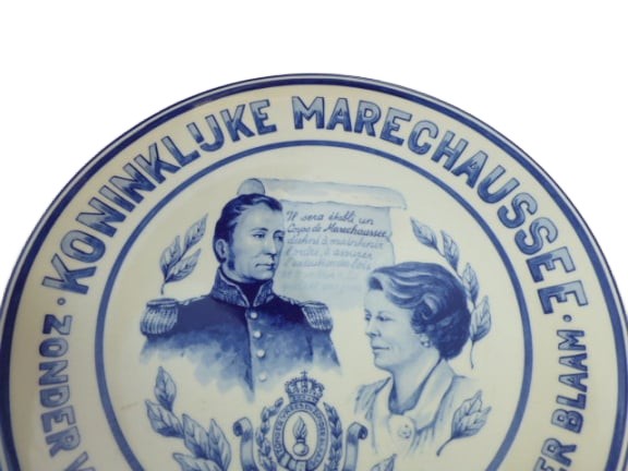 Koninklijke Marechaussee bord