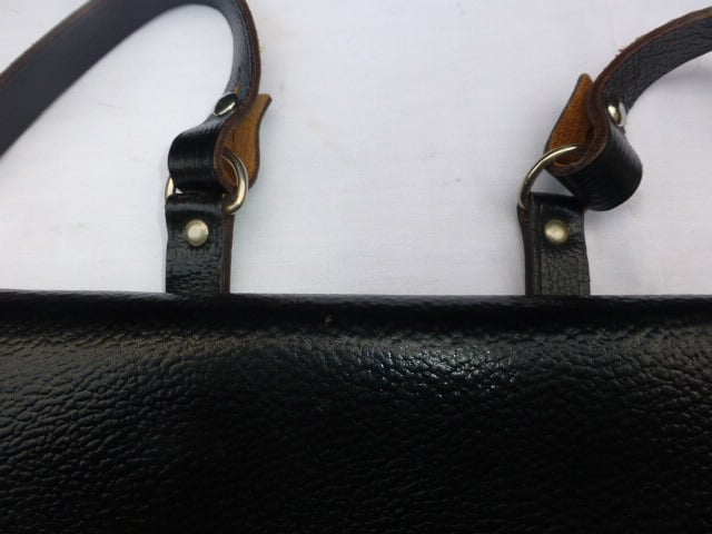 Zwart lederen kaartentas