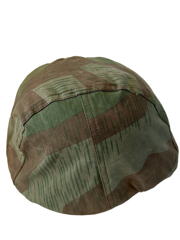 Helmovertrek wo2 hover image