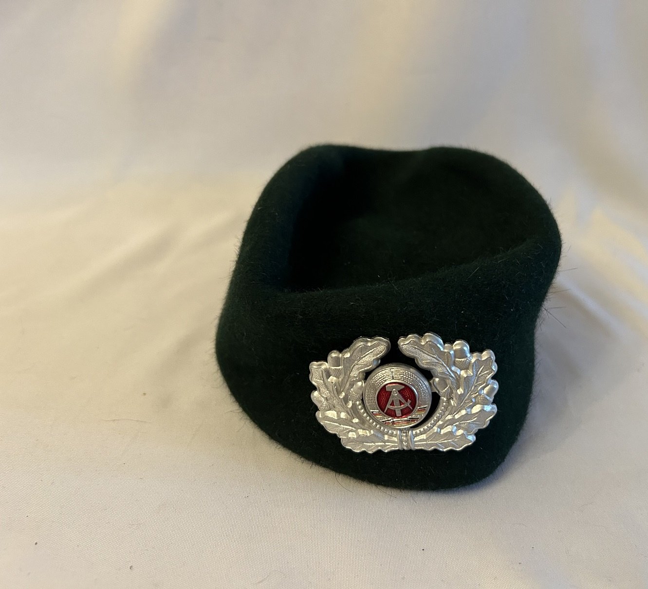 Volkspolizei dameshoedje