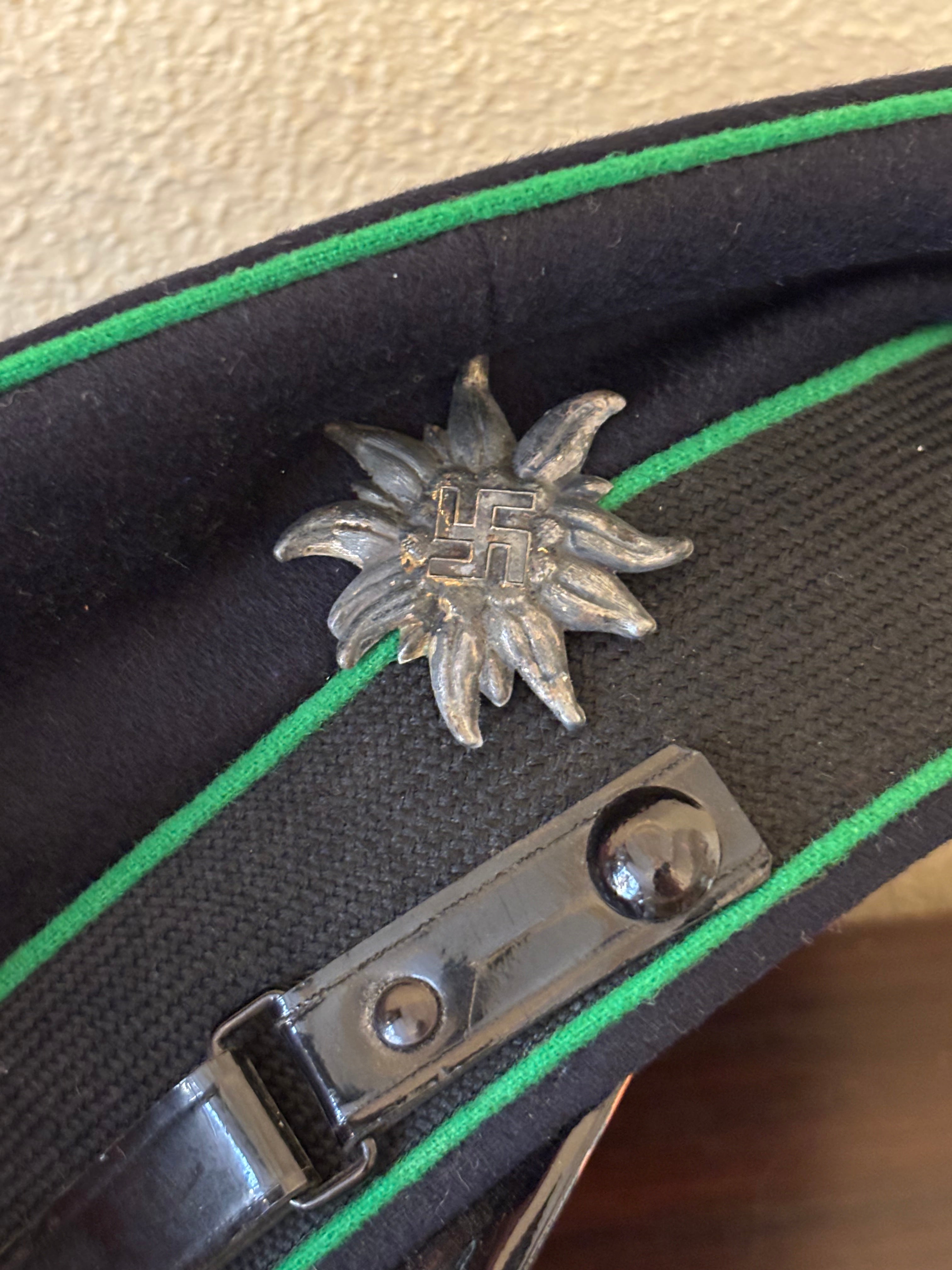 Zeer zeldzame NS-Soldatenbund Jäger / Gebirgsjäger Schirmmütze met Hochland Edelweiss