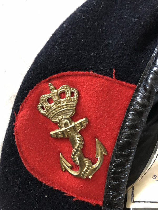 Marine Corps beret hover image