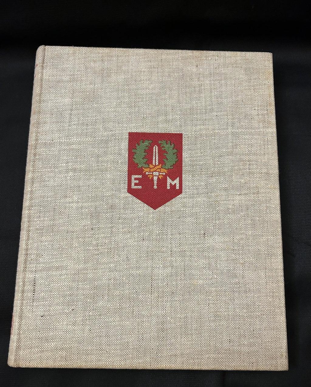 Boek Wij werden geroepen, 7 December Divisie