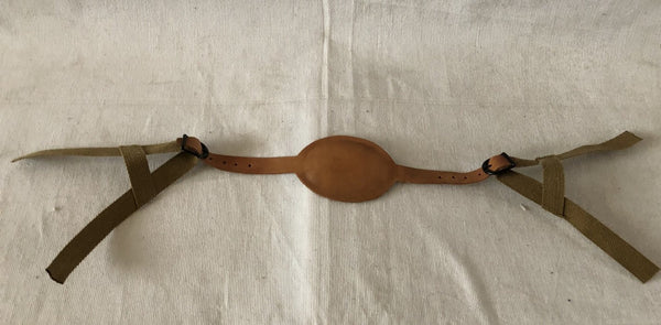 Ensemble de jugulaire et de doublure de casque de parachutiste américain M1 hover image