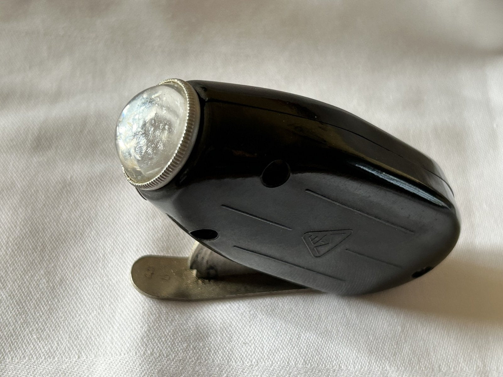 Bakelieten hand dynamo