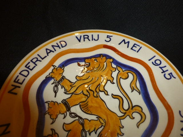 Plaque commémorative du 5 mai 1945 aux Pays-Bas hover image