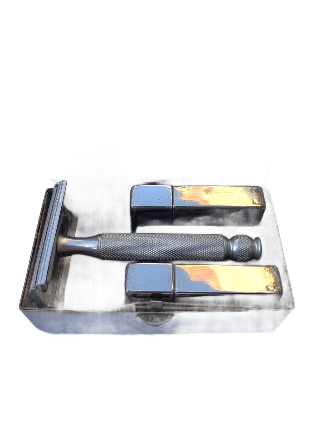 Gilette Scheerkrabber +metalen opbergdoos