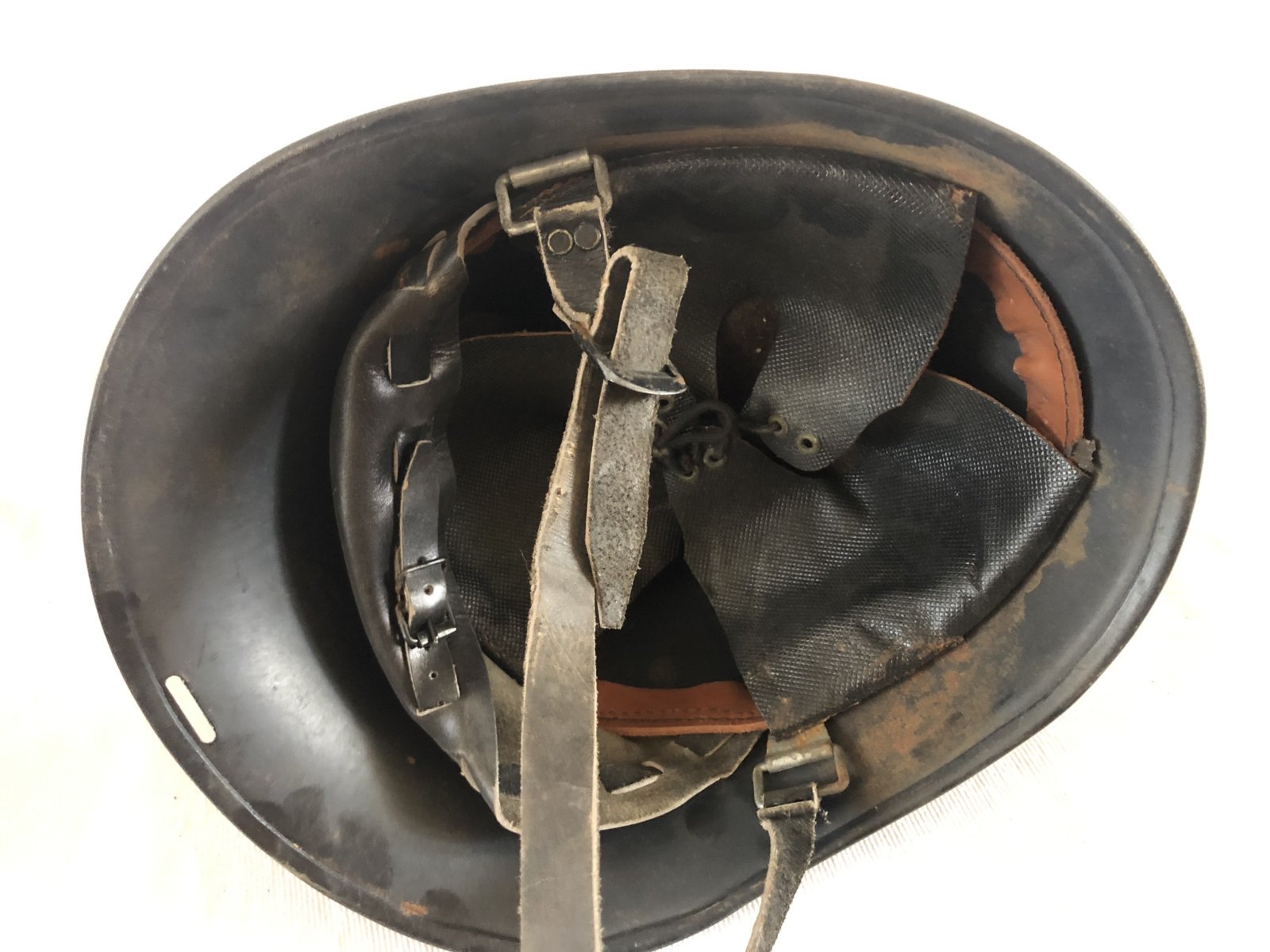 Nederlandse M38 helm