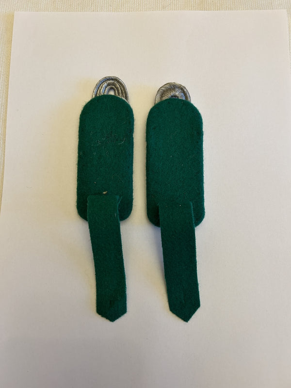 NVA Grenztruppen epauletten hover image