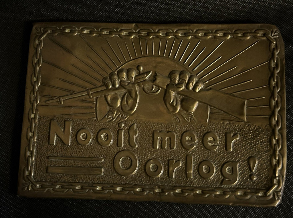 Koperen plaquette Het Gebroken Geweertje -jaren 30