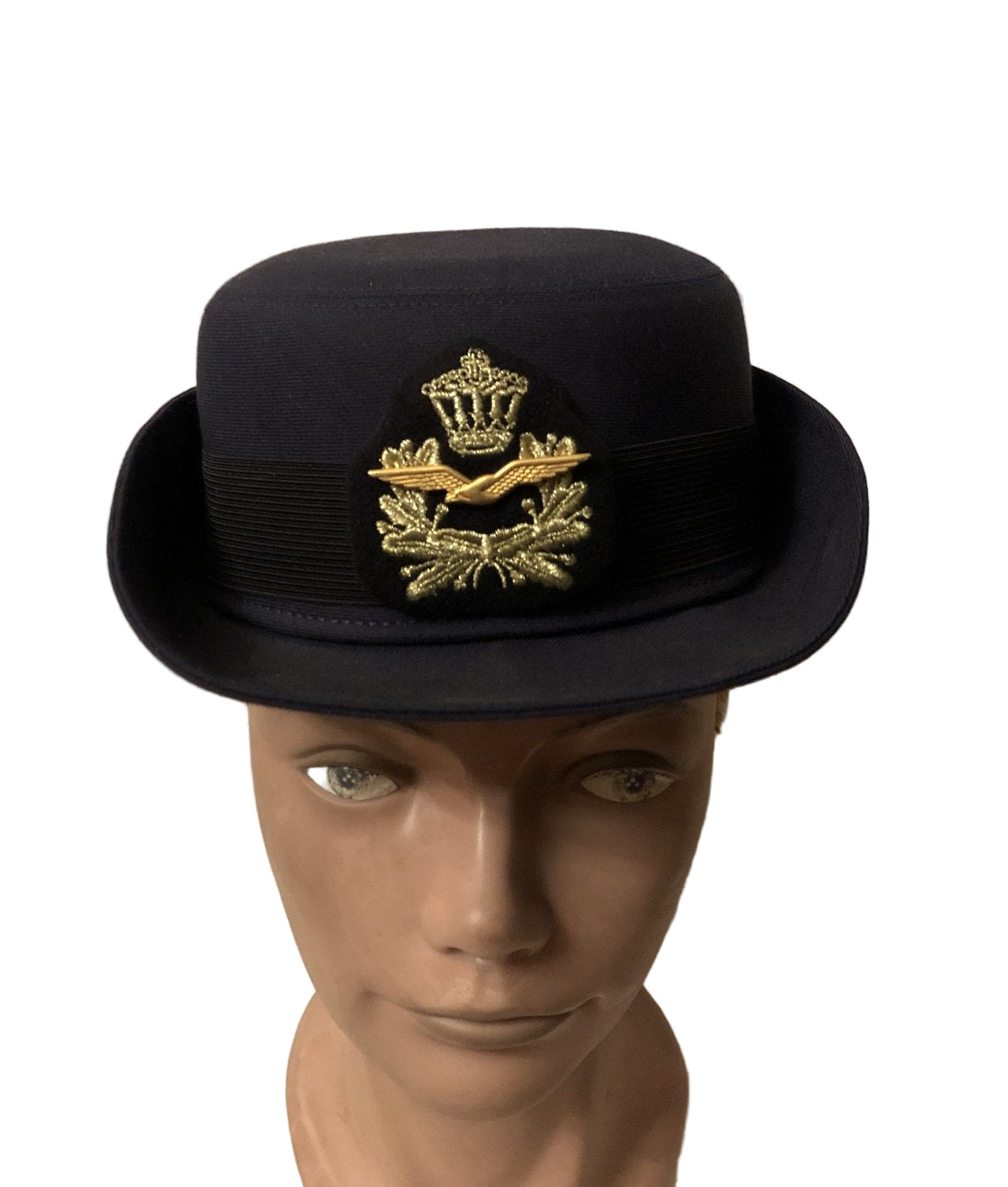 Dames hoedje Koninklijke Luchtmacht onder Officier