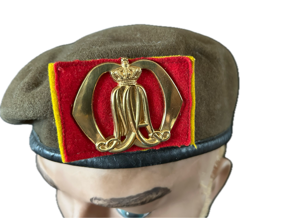KMA  baret  maat 58