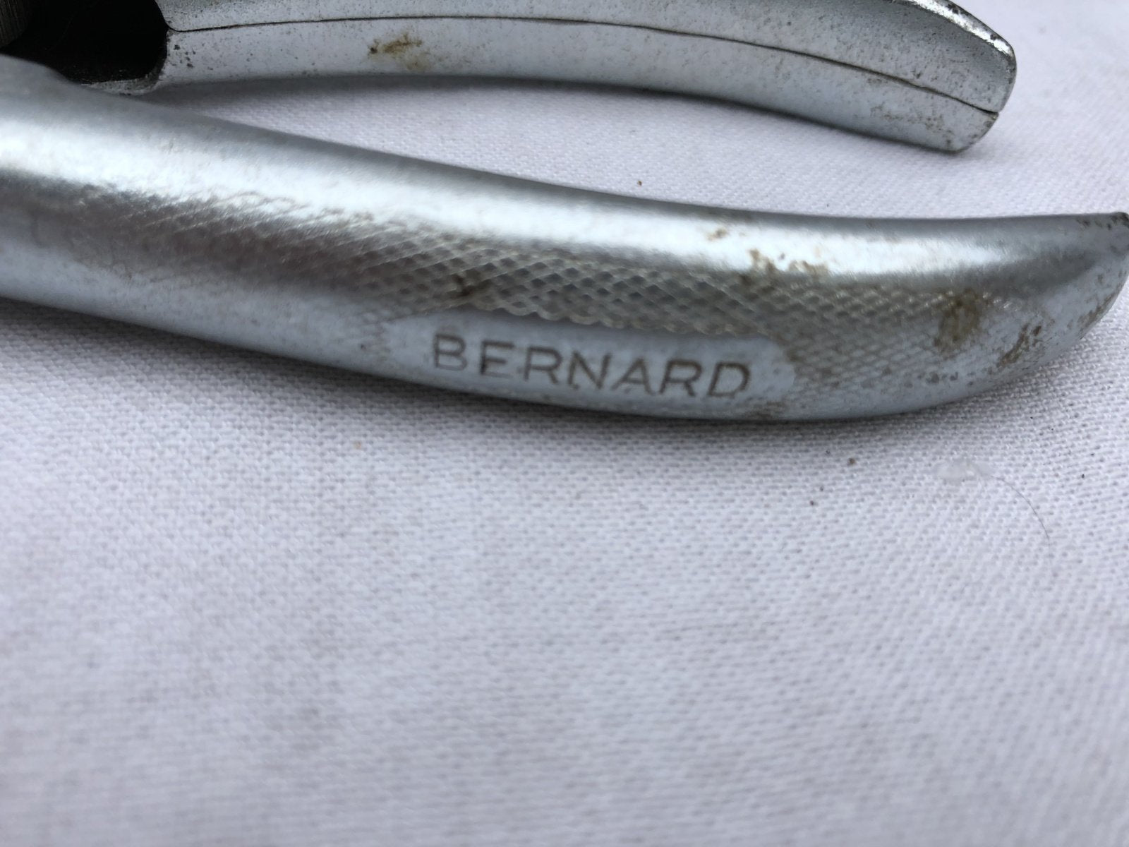 Kniptang met foudraal