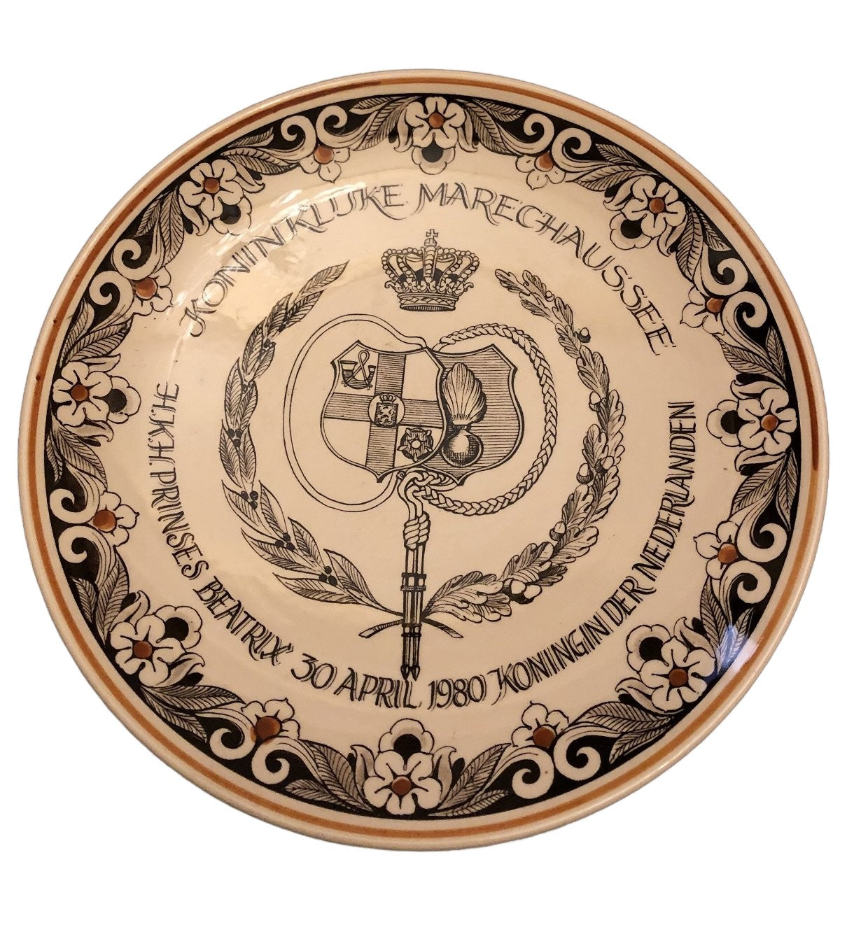 Wandbord H.K.H. Prinses Beatrix  30 april 1980