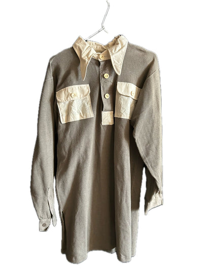 Zweeds militaire hemd , Verpleger  model 1939 WO2