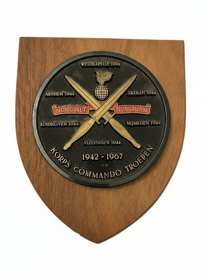 Plaque murale en bois KCT